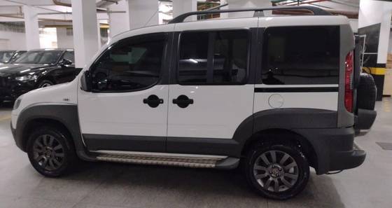 FIAT DOBLÒ 1.8 MPI ADVENTURE 16V FLEX 4P MANUAL FIAT DOBLÒ 1.8 MPI ADVENTURE 16V FLEX 4P MANUAL